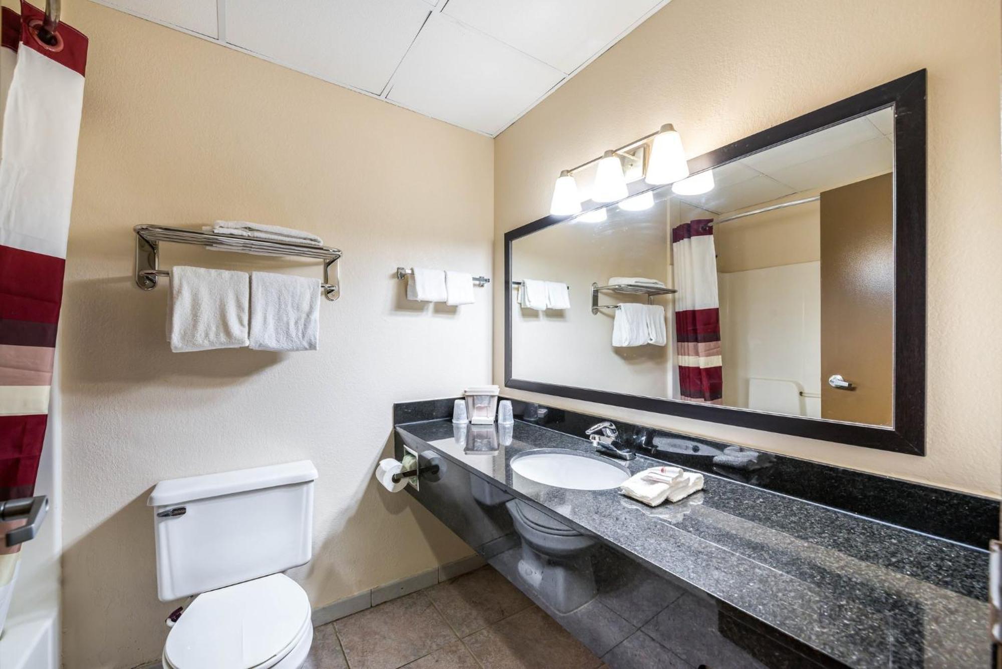 Red Roof Inn Palatine Ngoại thất bức ảnh