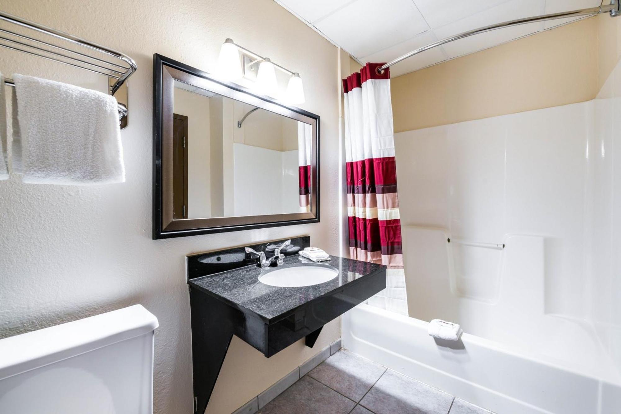 Red Roof Inn Palatine Ngoại thất bức ảnh