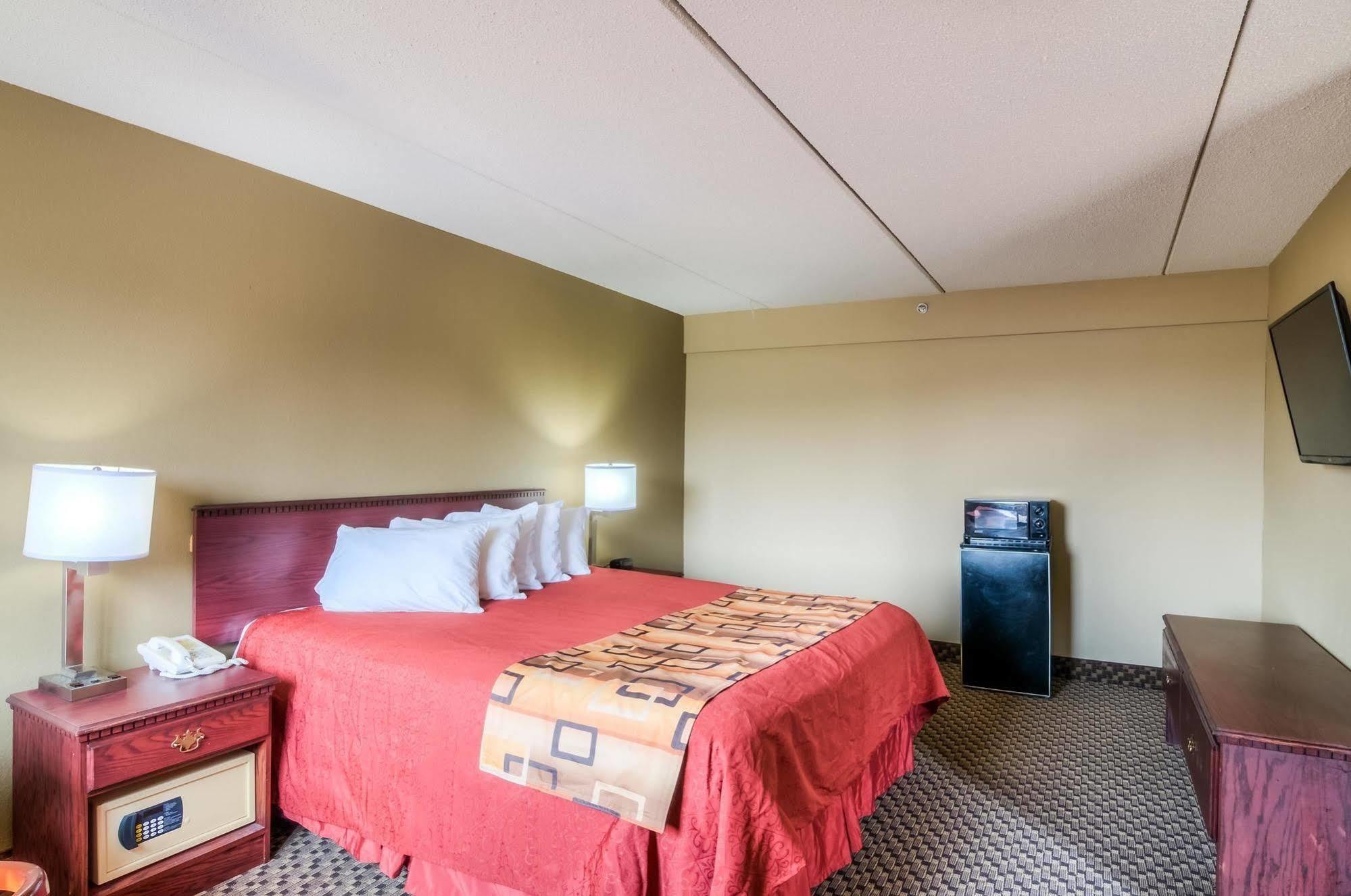Red Roof Inn Palatine Ngoại thất bức ảnh