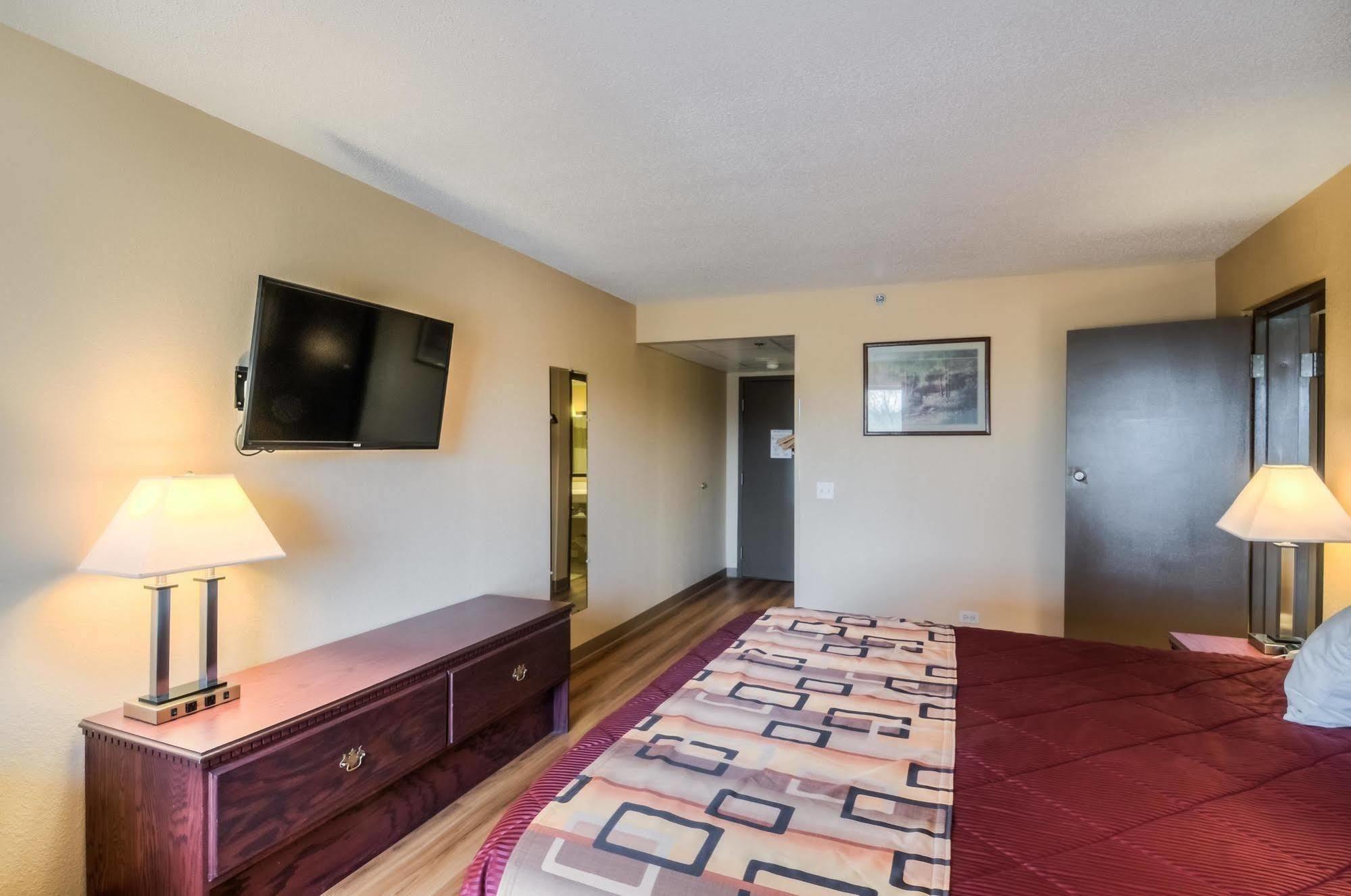 Red Roof Inn Palatine Ngoại thất bức ảnh