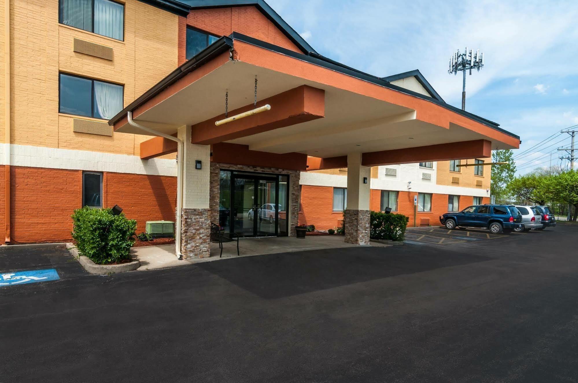 Red Roof Inn Palatine Ngoại thất bức ảnh